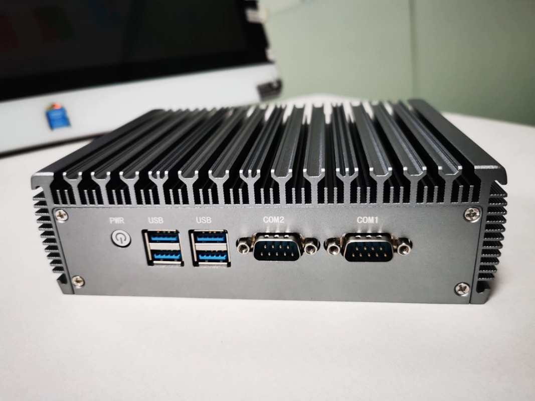 لأجهزة الكمبيوتر الصناعية الصغ - مراجعة Fanless Industrial Pc Rs485 Core I7 وسعره
