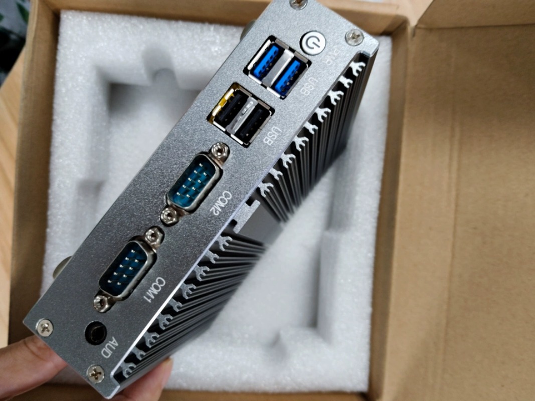 لأجهزة الكمبيوتر الصناعية الصغ - مراجعة Fanless Industrial Pc Rs485 Core I7 وسعره